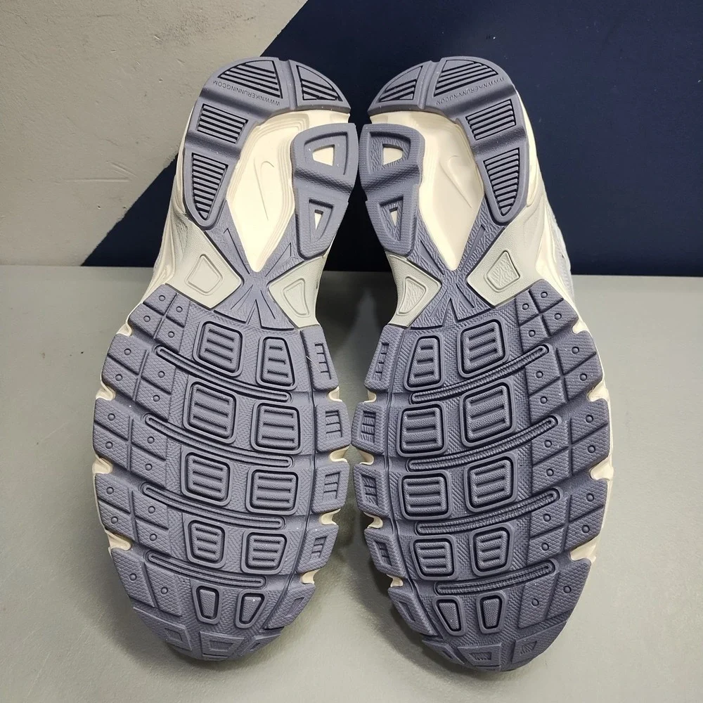 Nike Initiator Sneakers Womens 10 White Blue Athletic Low Top Lace Up IB4339-121